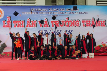 LỄ TRI ÂN VÀ TRƯỞNG THÀNH CHO HỌC SINH LỚP 12 NIÊN KHÓA 2022–2025